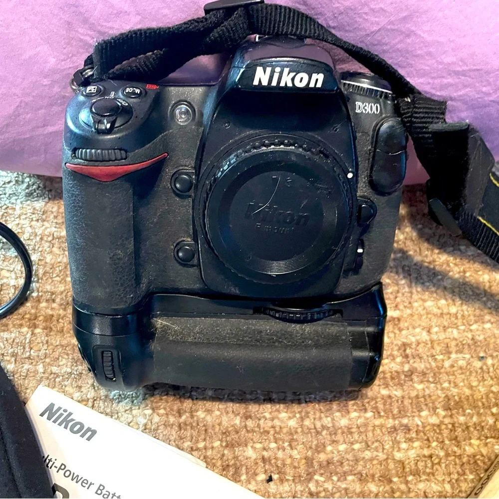Nikon D300 DSLR camera body with MB-D10 battery grip